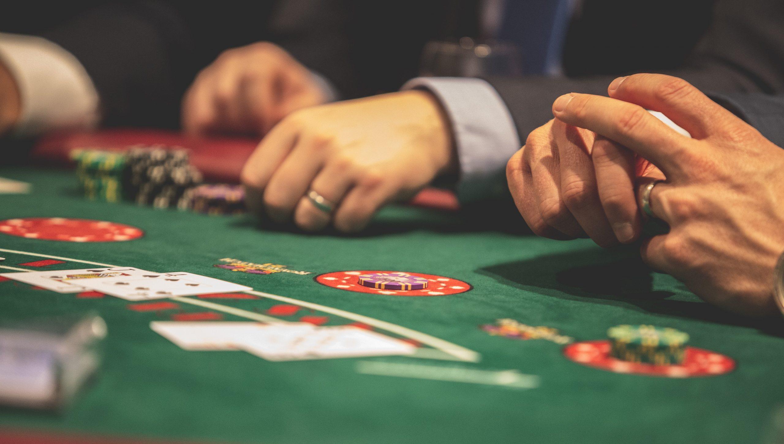 Khám phá bookmakers và những ưu điểm vượt trội của bookmakers tại online casino